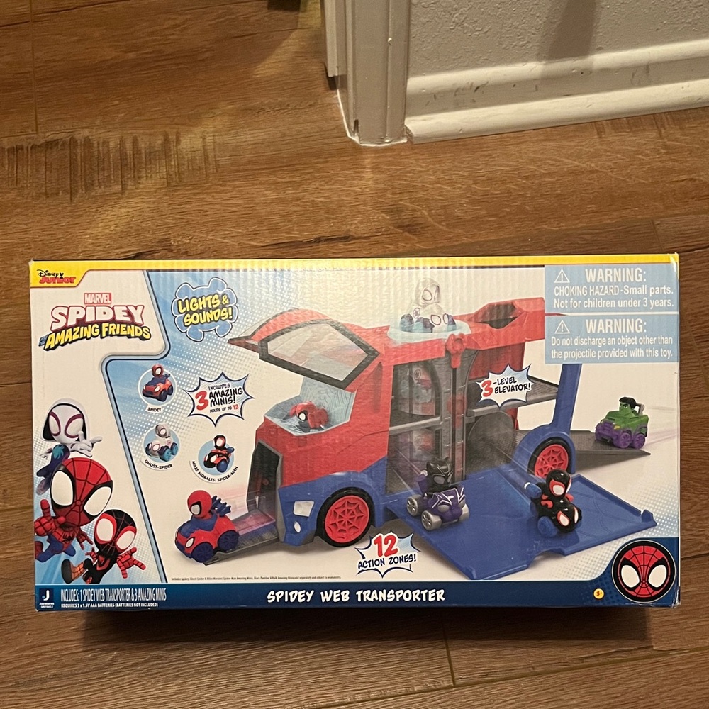 Marvel Spidey Web Transporter Playset with 3 figurines NIB!